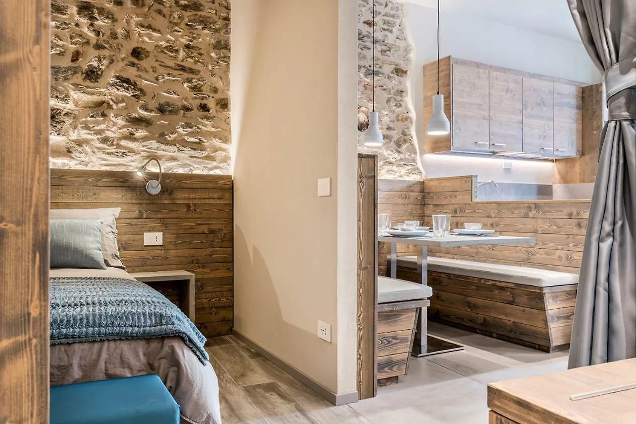 Sergeant First Class Riomaggiore Apartment